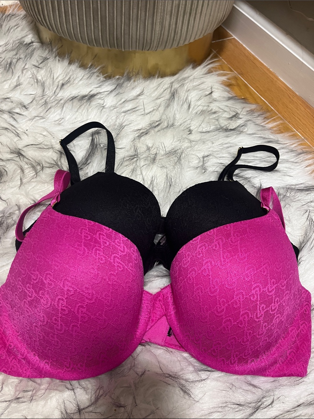 Lot of 2 Victoria's Secret Demi Very Sexy Lace-Textured Push-Up Bra
